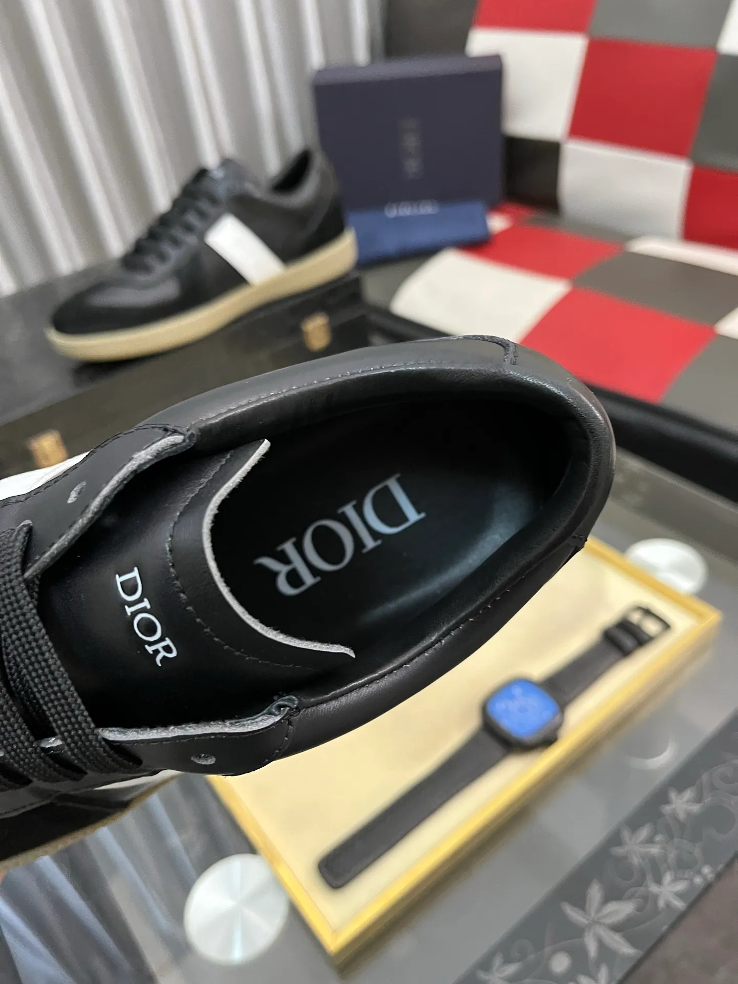 Men's shoes💰380⌚️⌚️[Dior] Dior's new men's genuine leather casual shoes, the highest version on the market, any comparison is welcome🆚! The original leather has excellent texture and is super high-end! Fetal sheep net lining imported from Italy, removable pad! Luxurious materials and fine workmanship, highly recommended! Code number: 38-44